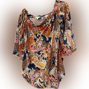 Veronica M paisley flared sleeve top size medium